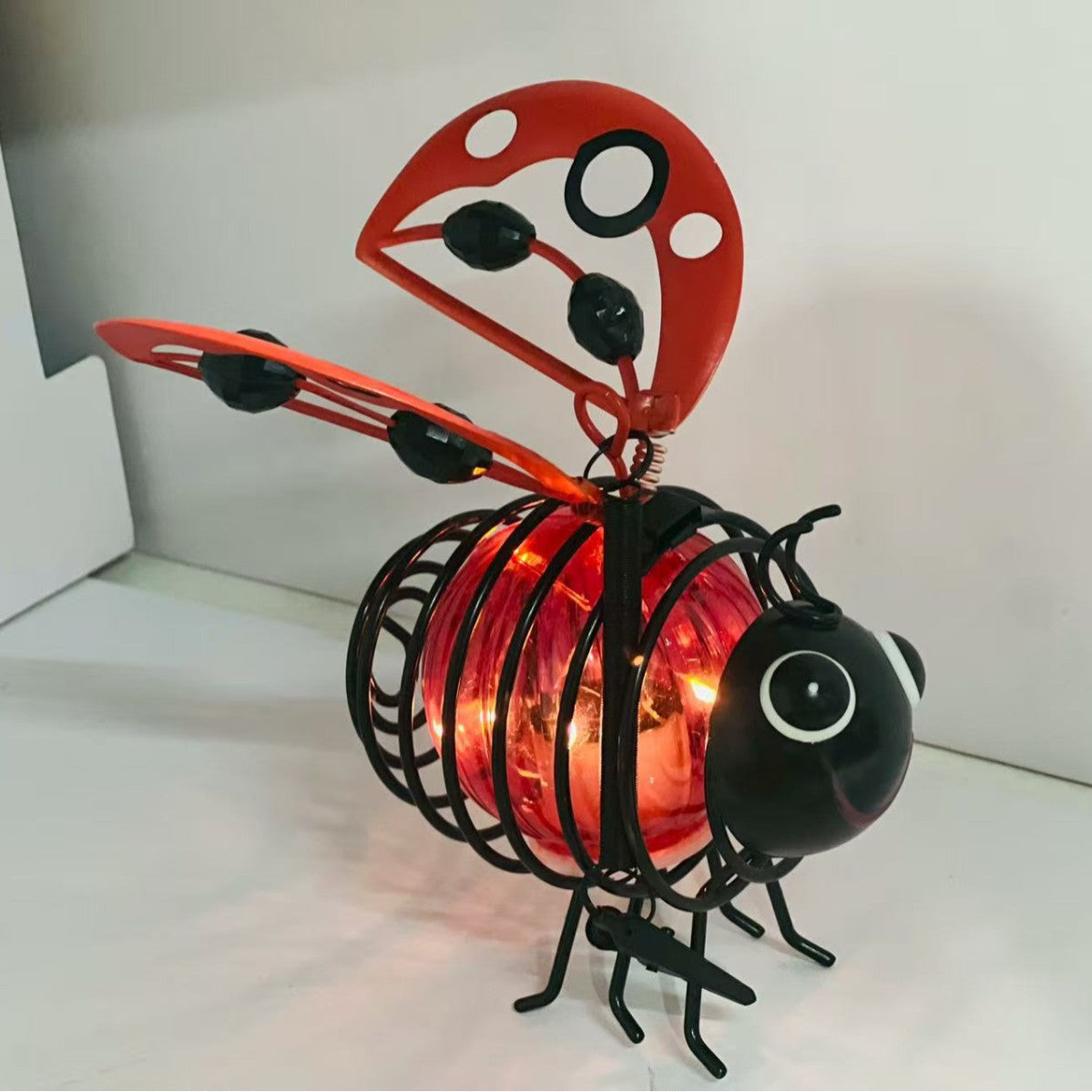 🌙🍃Lámpara colgante solar con forma de abeja: luz ámbar cálida, sin parpadeos, ideal para fiestas en el jardín, acampadas o habitaciones infantiles🌞🌜