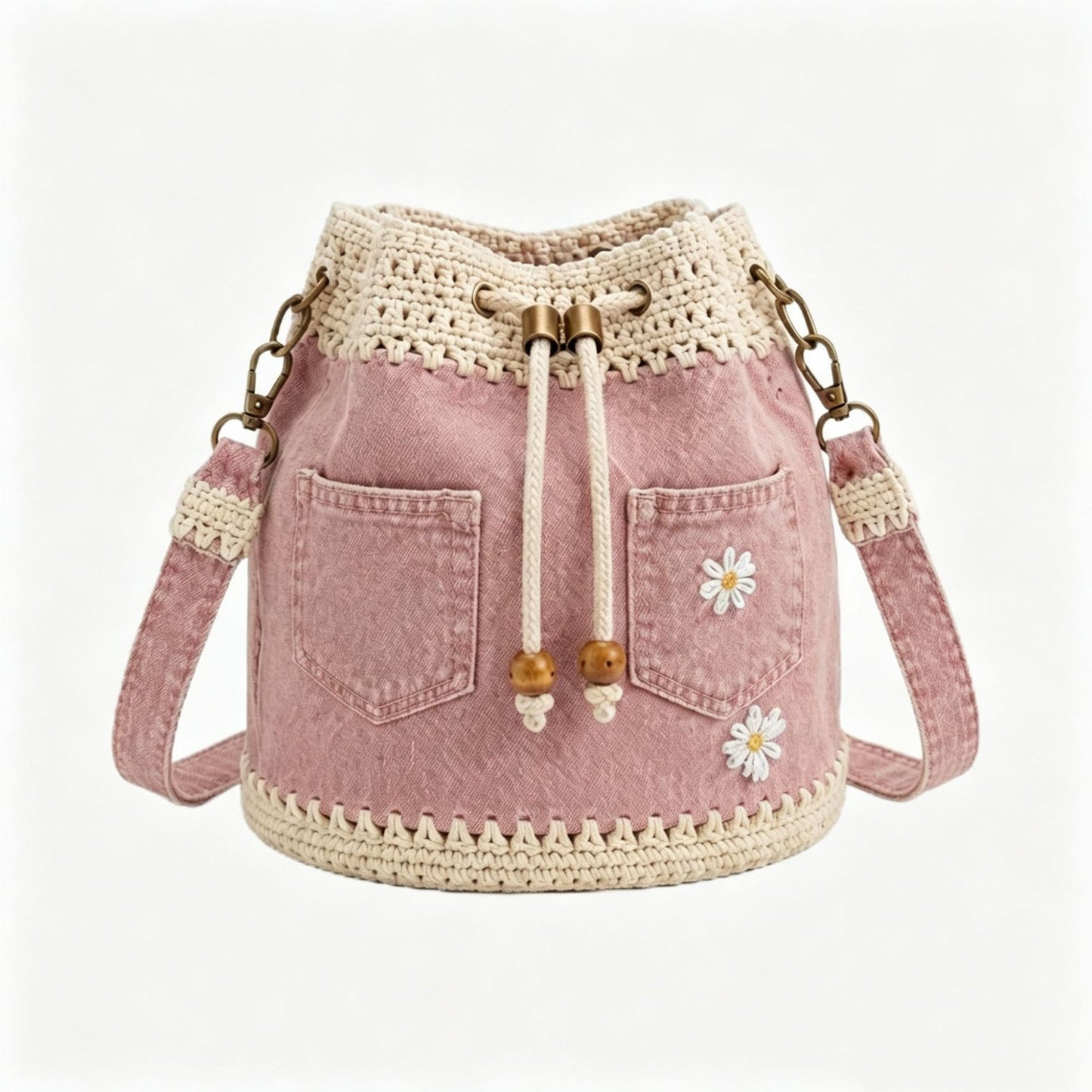 Bolso de mezclilla trenzada estilo boho que complementará cualquier atuendo ✨