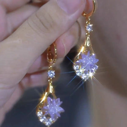 【Kup 1, odbierz 1 za darmo】✨✨Szlachetne kolczyki kwiatowe z cyrkonitem i diamentami, projekt niszowy, eleganckie, wszechstronne – nowe mody 2025-4175511