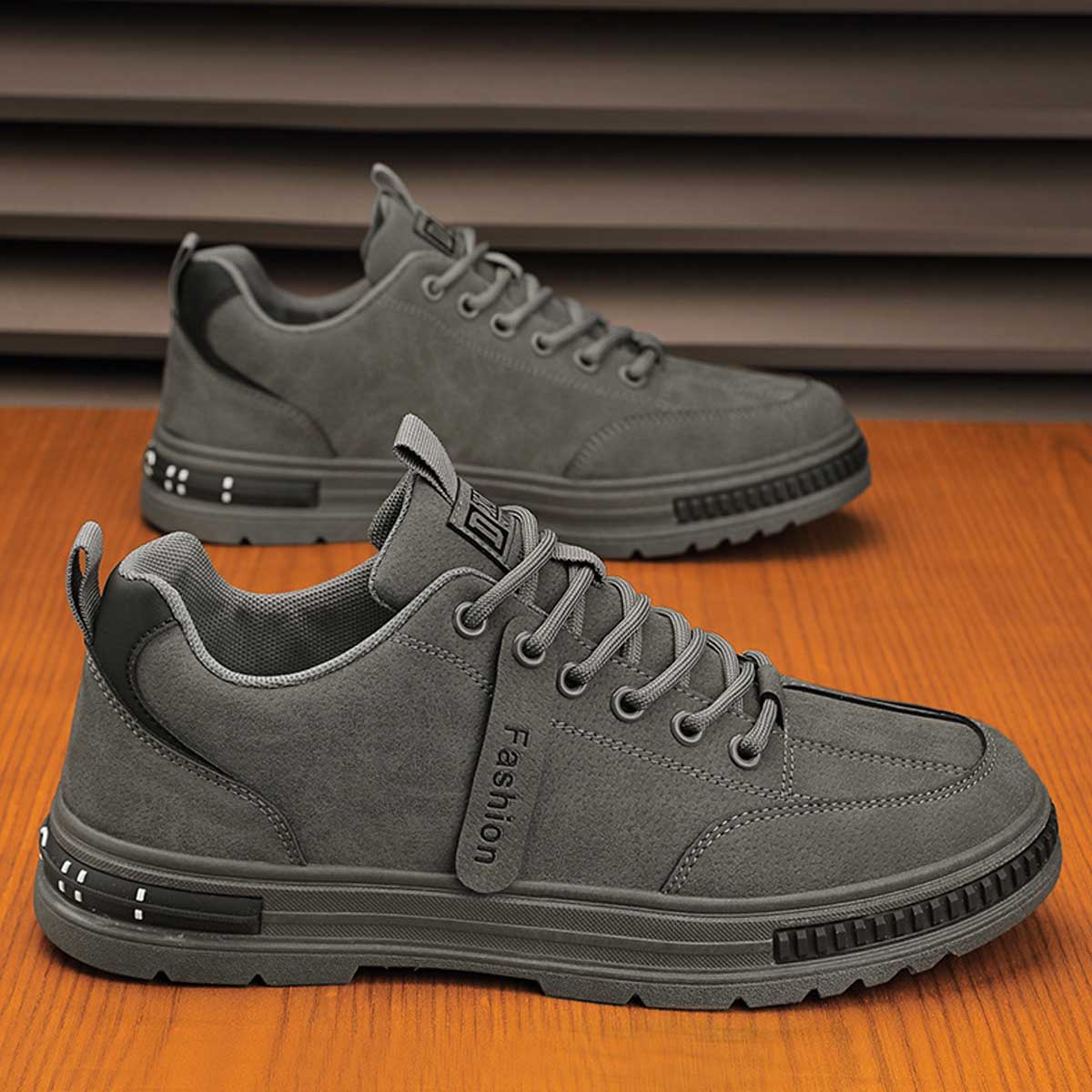 【39-44】 2025 új őszi férfi lélegző puha bőrcipő