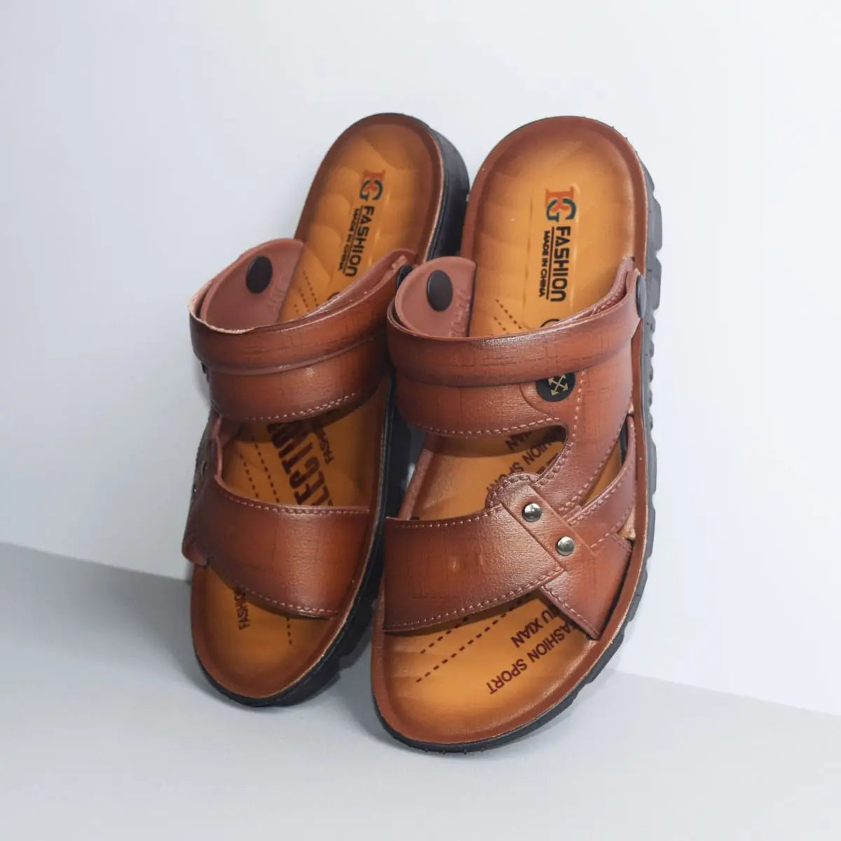 【39-45】Sandalias de la más alta calidad, hechas a mano con piel de vaca cuidadosamente seleccionada de animales criados en pastos.
