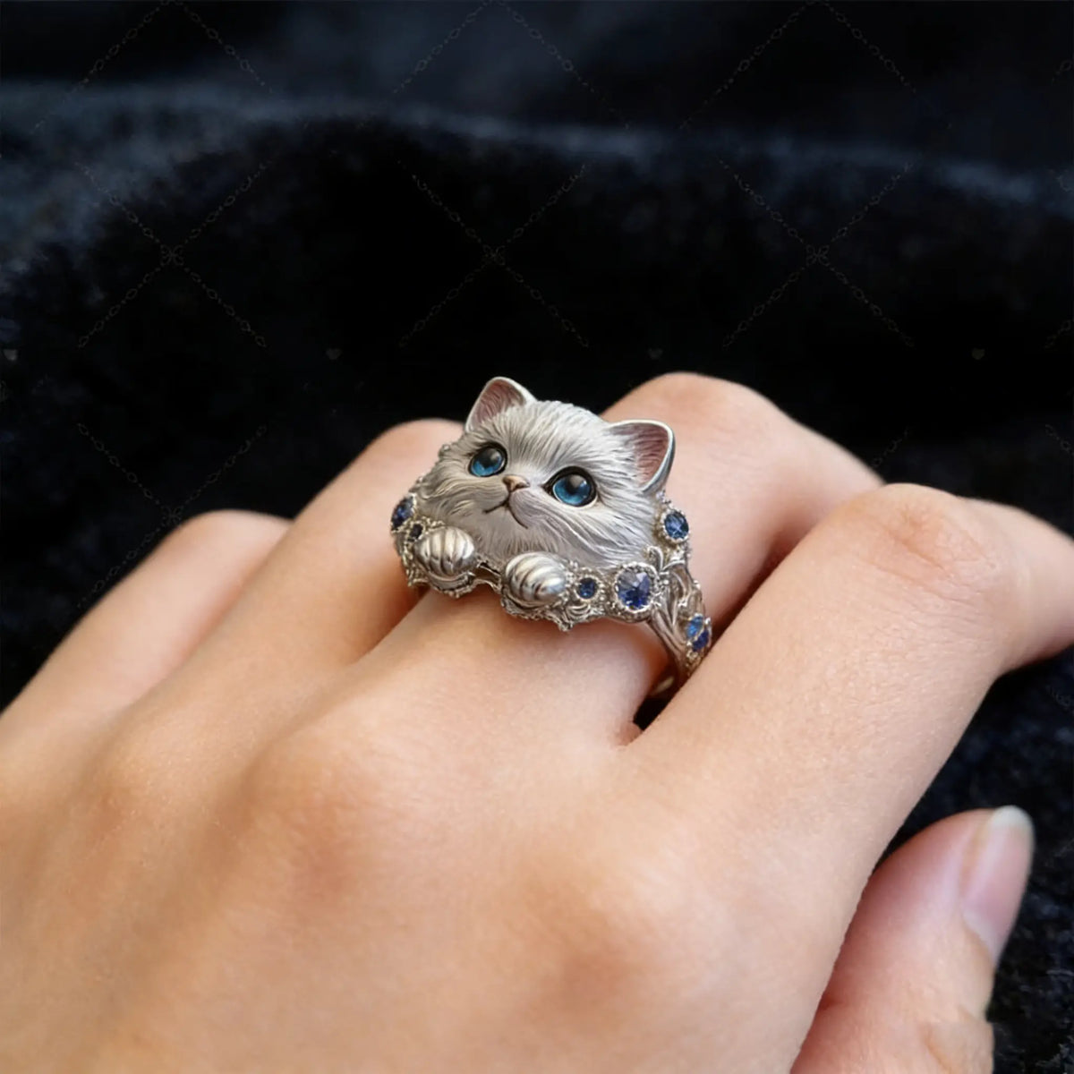 🔥【Koupit 1 a získat 1 zdarma】2 kusy 540 Kč🎁😍Jednoduchý a elegantní prsten s kotětem ze sterlingového stříbra 925 s diamanty