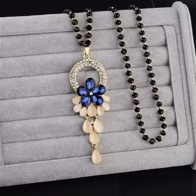 🔥GORĄCA WYPRZEDAŻ 2025🔥【Kup 1, odbierz 2 】Przyczepa do swetra na jesień/zimę – Elegancki naszyjnik z sznurka z kryształu-4164652