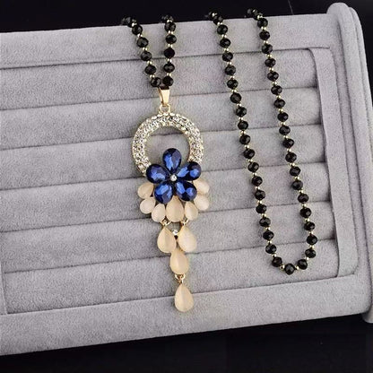 🔥GORĄCA WYPRZEDAŻ 2025🔥【Kup 1, odbierz 2 】Przyczepa do swetra na jesień/zimę – Elegancki naszyjnik z sznurka z kryształu-4164652