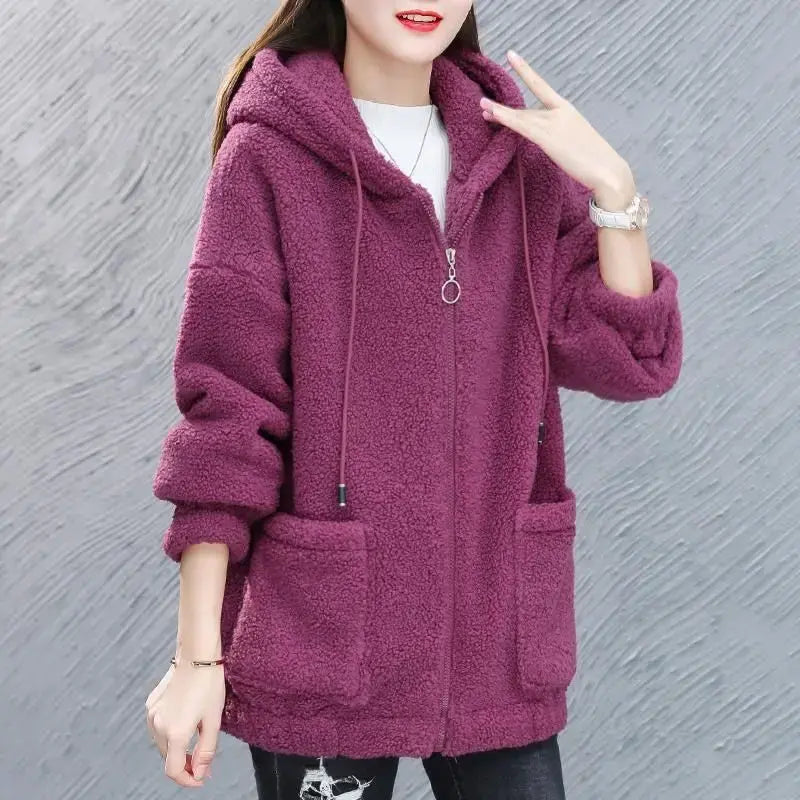 🔥✨【M–4XL】2026 Nová zimní dámská módní plus size vlněná fleecová bunda s kapucí
