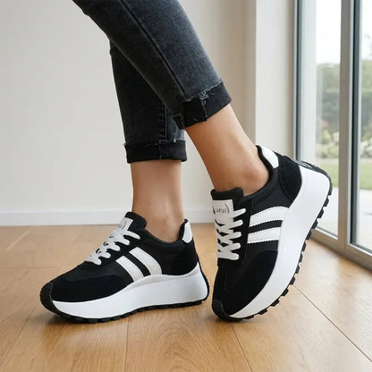 【35–45】👟Sportovní boty s tlustou podrážkou a platformou ve velkých velikostech – boty na každodenní nošení, které ženám přidávají na výšce