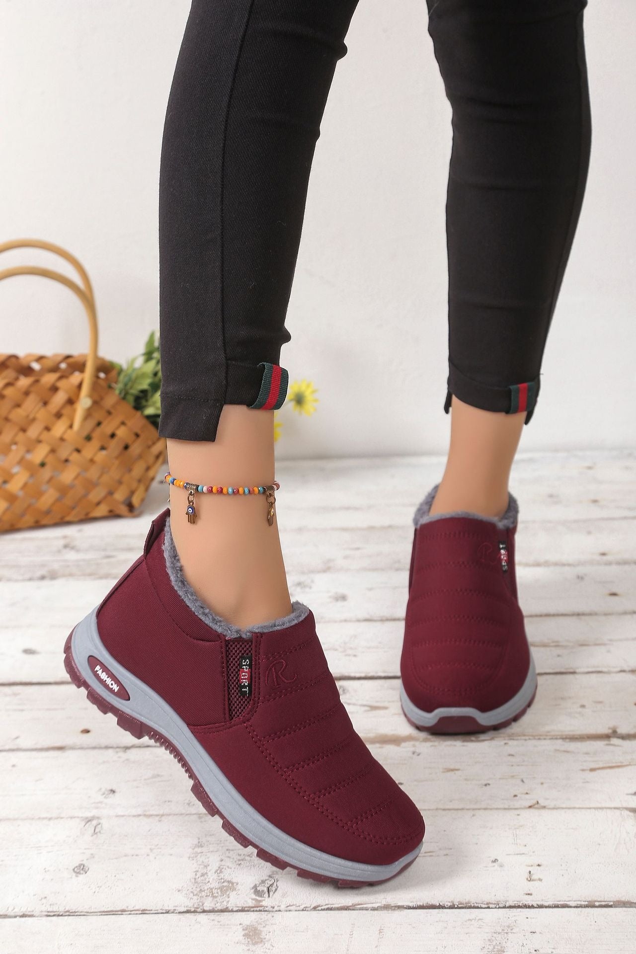 🔥【35-48】Unisex téli csizma plüss béléssel - meleg, kényelmes és csúszásmentes hideg időjárásra-4176247