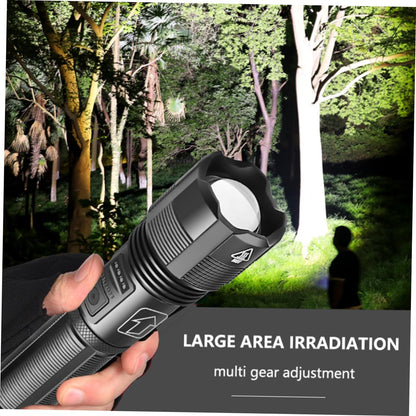 🔥Výkonná dobíjecí USB svítilna